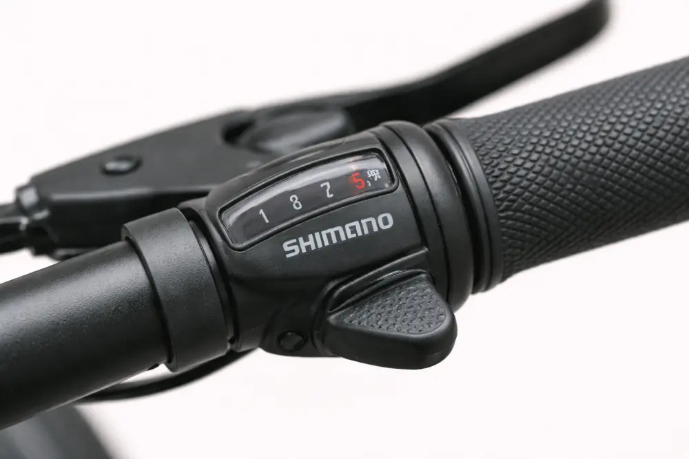 Gear shifter